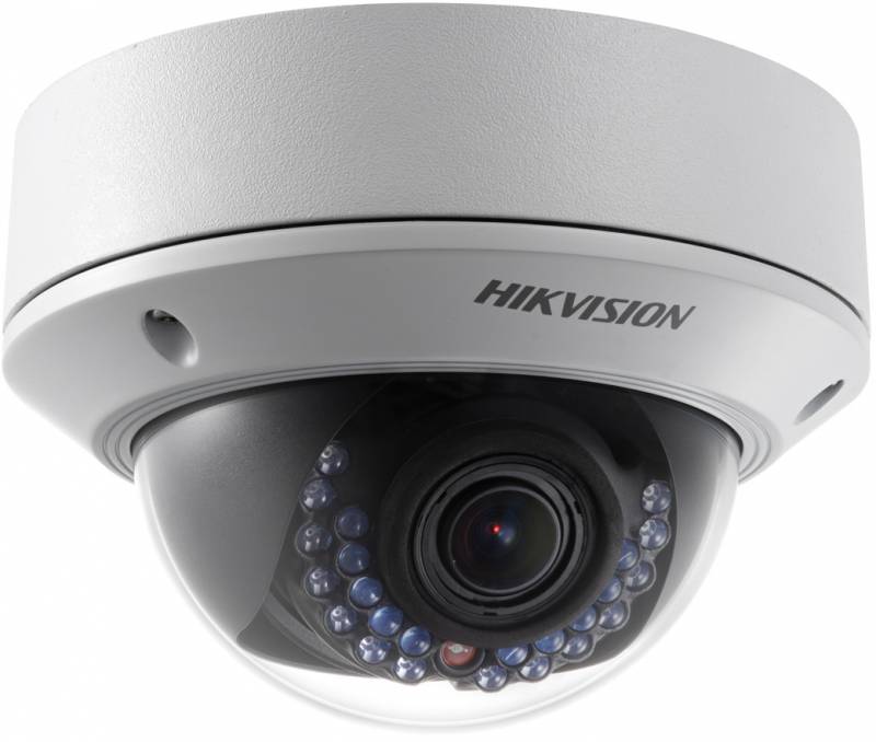 Видеокамера IP Hikvision DS-2CD2742FWD-IZS цветная