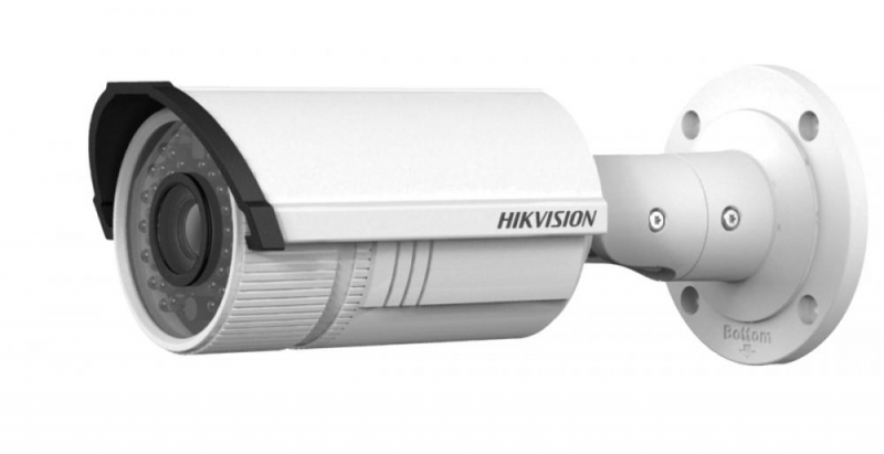 Видеокамера IP Hikvision DS-2CD2642FWD-IZS цветная